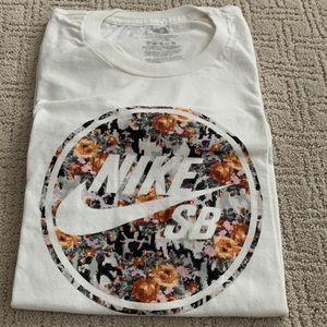 Nike SB Tshirt